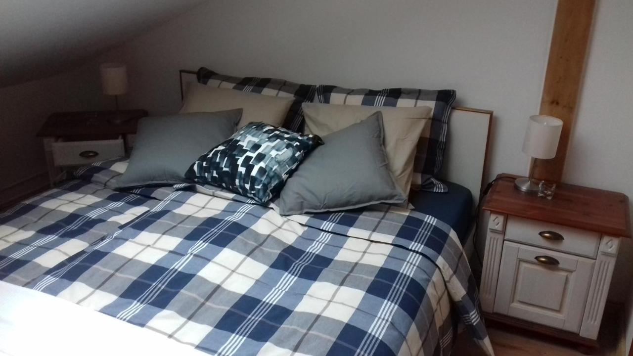 Ferienwohnung Wiesmuehlstrasse Henndorf am Wallersee Room photo